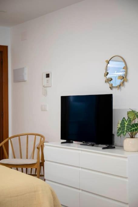 Lindo Estudio En El Centro By Cabana Rentals Vigo Esterno foto